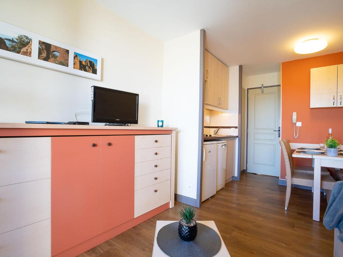 Apartment Village Cap Esterel - L'Esquinade-32 By Interhome Сен-Рафаэль Экстерьер фото
