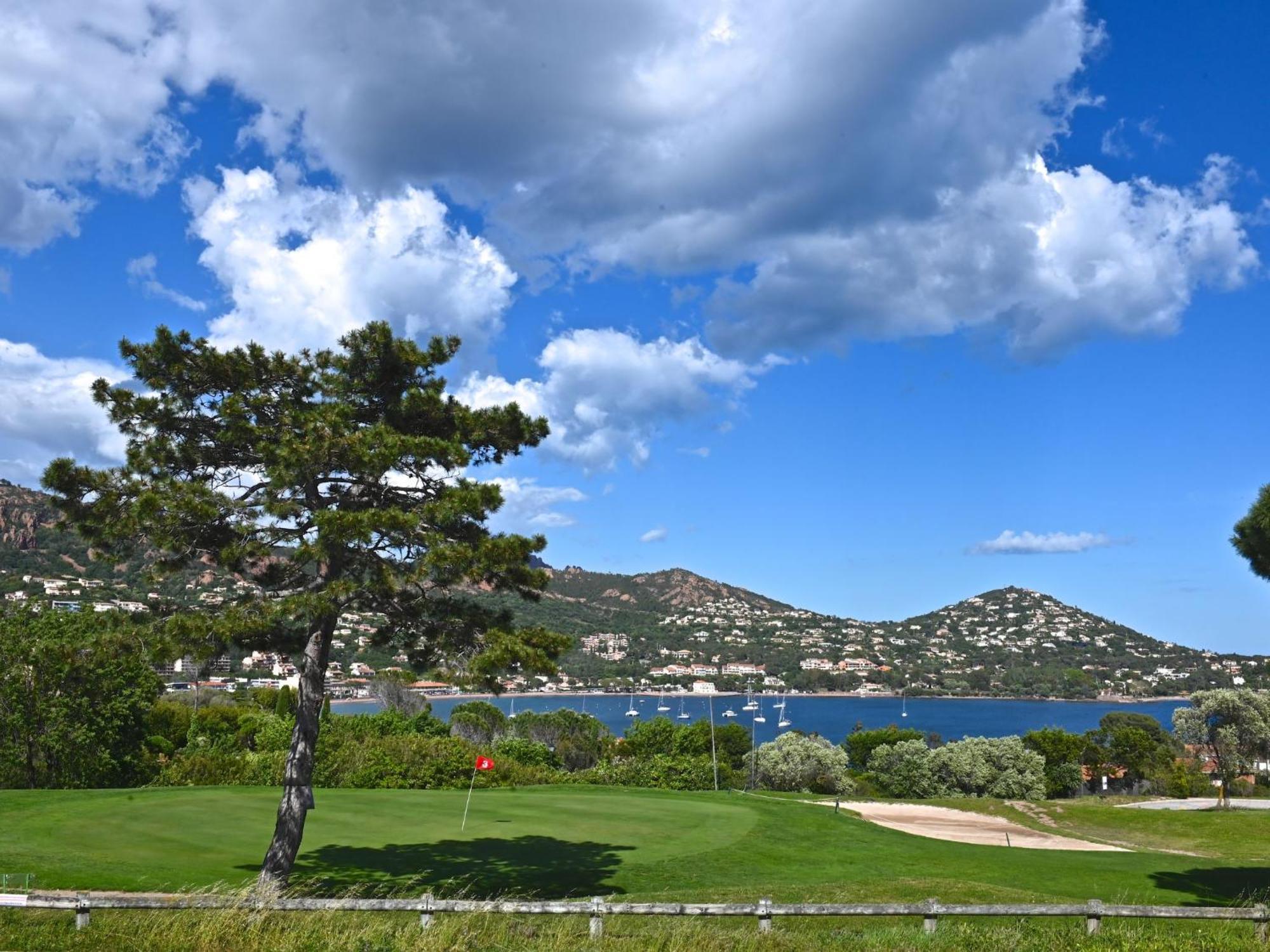 Apartment Village Cap Esterel - L'Esquinade-32 By Interhome Сен-Рафаэль Экстерьер фото